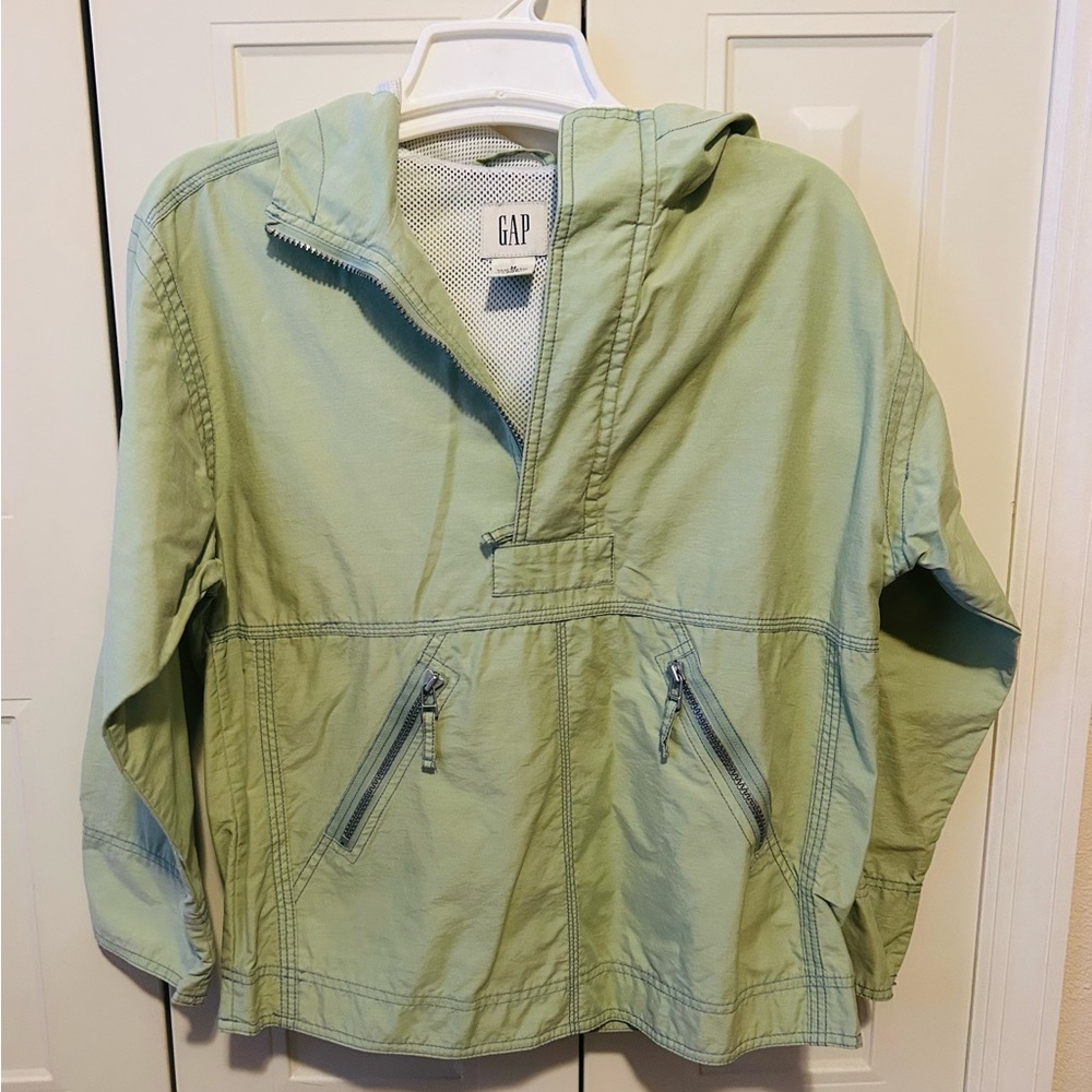 Women’s GAP Green Raincoat Lightweight Weather-Resistant Size M